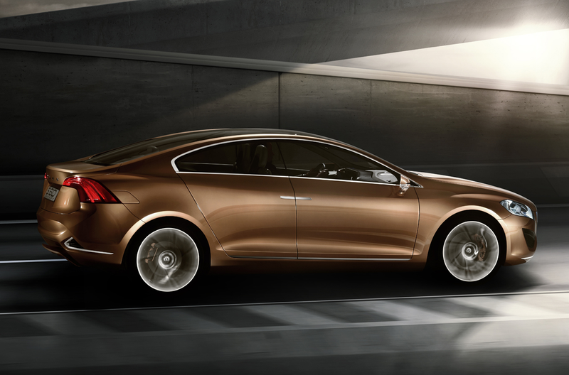 Illustration for article titled Crafting The Authentic Swedish Crystal Console Of The Volvo S60 Concept